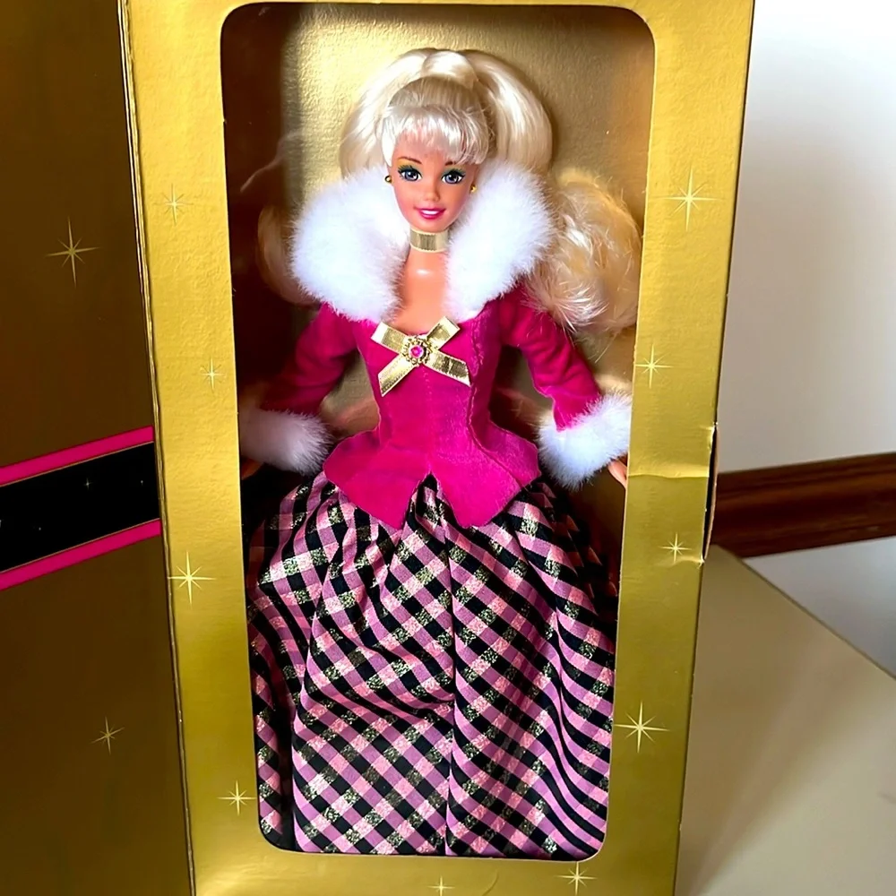 Winter Rhapsody Barbie - Picture 3 of 5